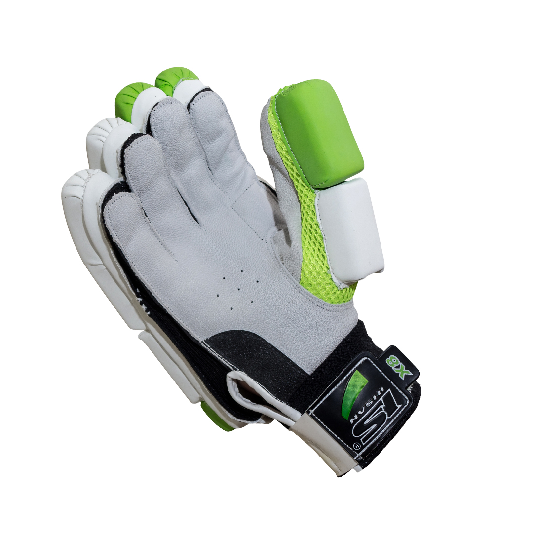 cricket gloves x8-4
